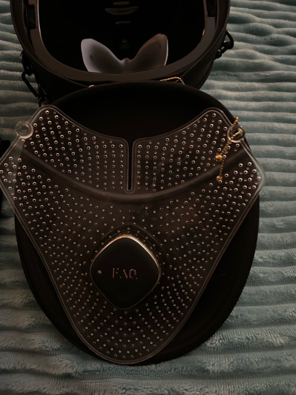 FAQ LED Facial and de collate masks - Picture 5 of 7